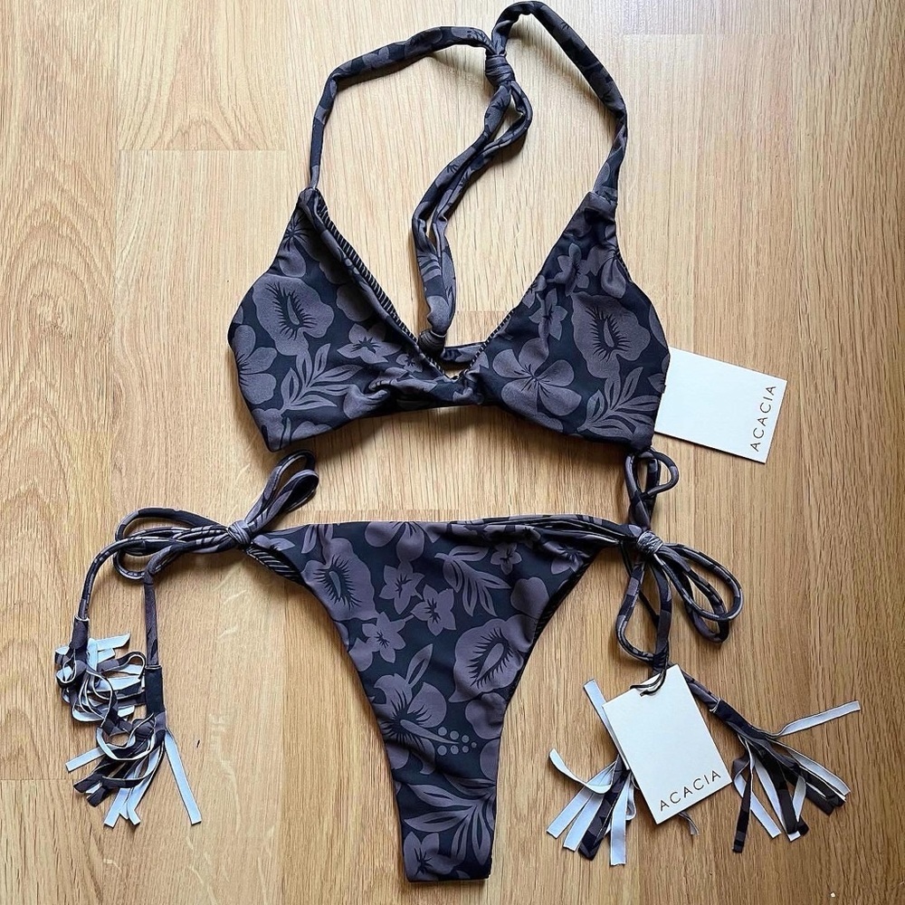 Acacia swimwear Tahaa set bikini Yelapa top + lauie bottom print cool back S